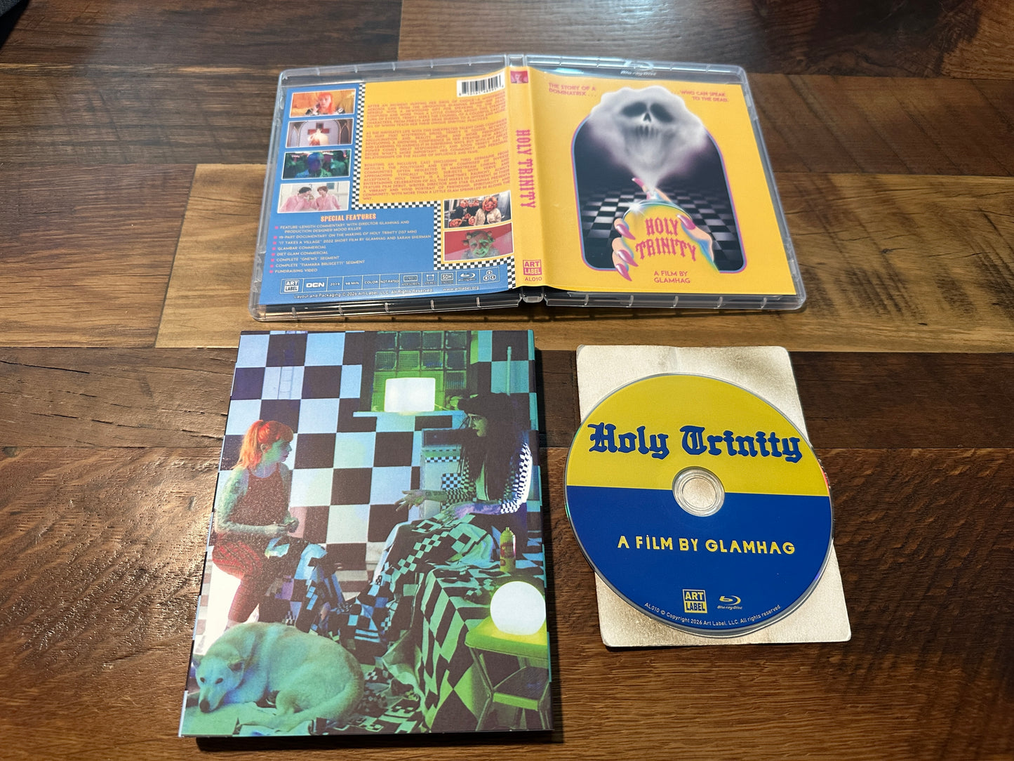 Holy Trinity (Blu ray, Vinegar Syndrome Partner Label, Slipcover)
