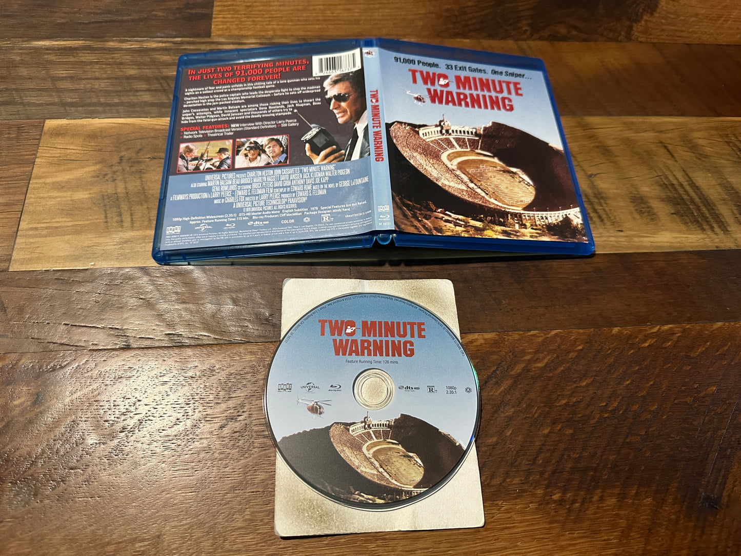 Two Minute Warning (Blu ray, Shout Factory, 70’s Classic, Widescreen)