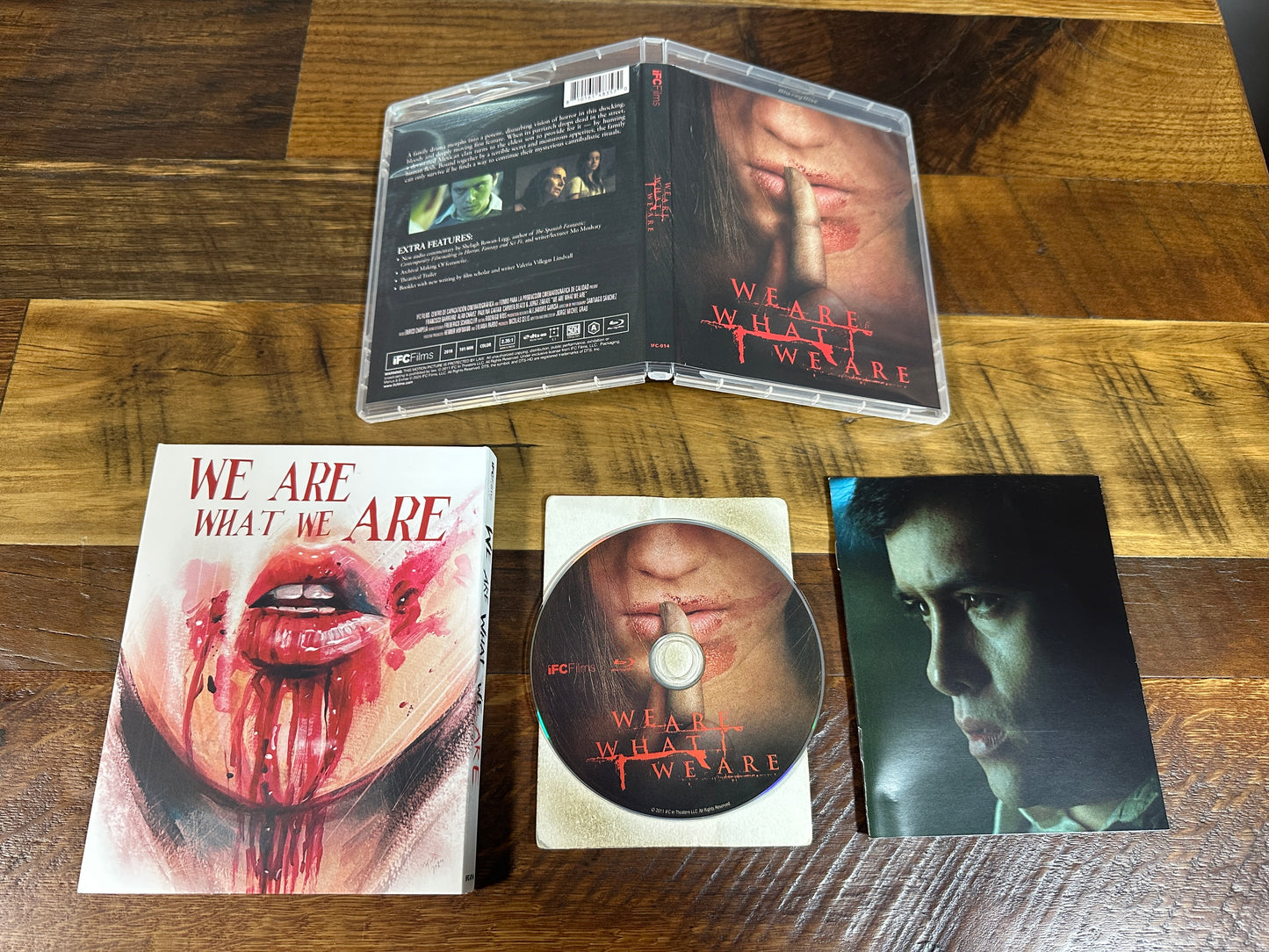 We Are What We Are (Blu ray, Vinegar Syndrome Partner Label, Slipcover)