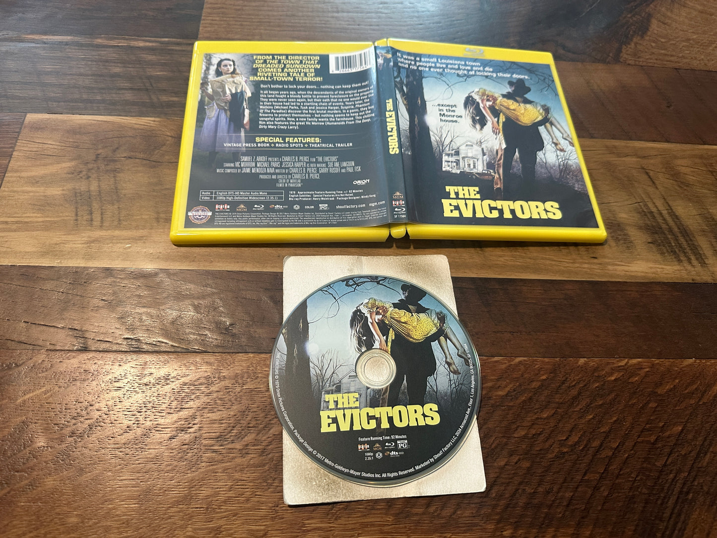 The Evictors (Blu ray, Scream Factory, 70’s Horror Classic, Widescreen)