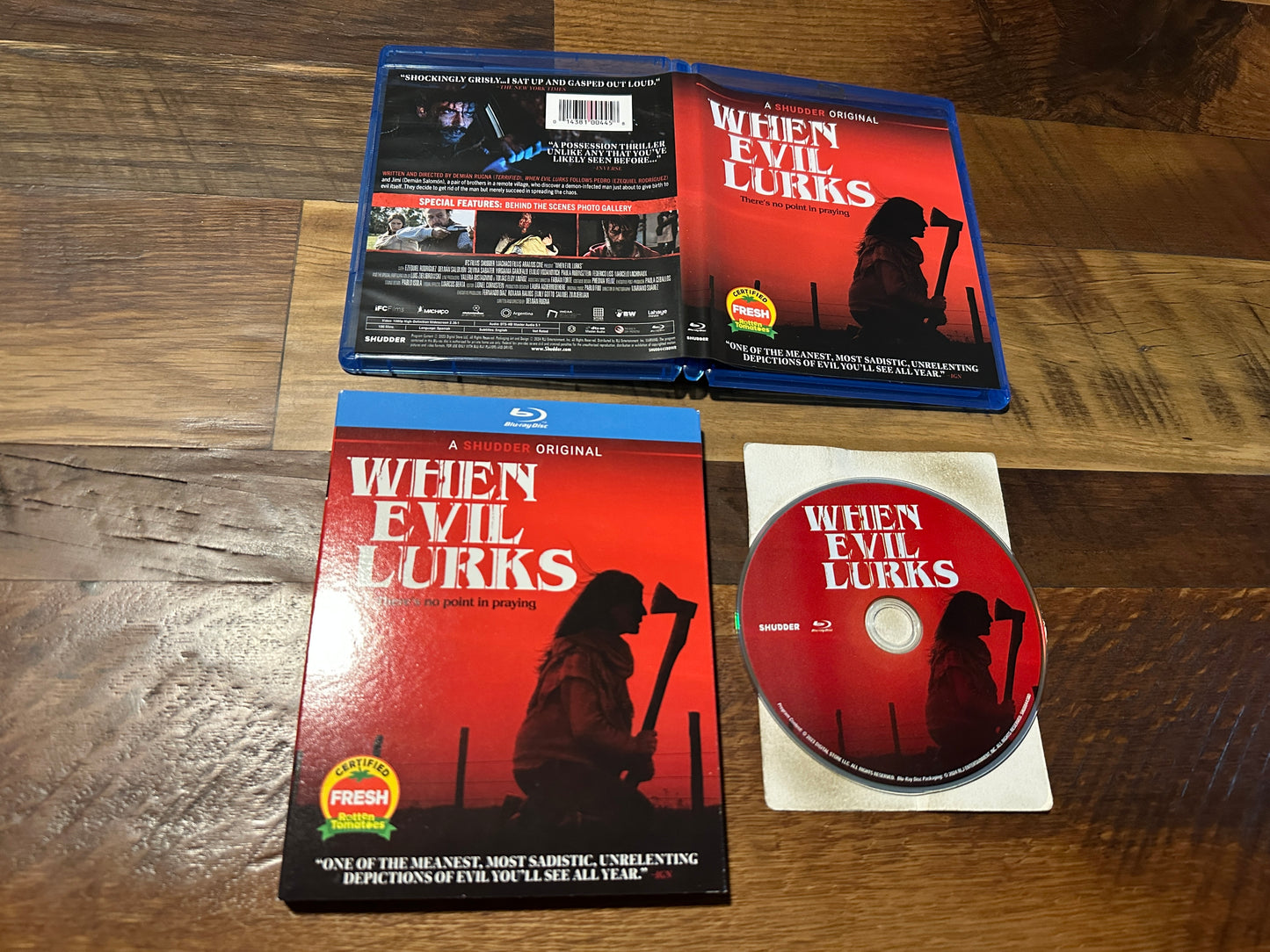 When Evil Lurks (Blu ray, Shutter Original, Slipcover, Modern Horror)