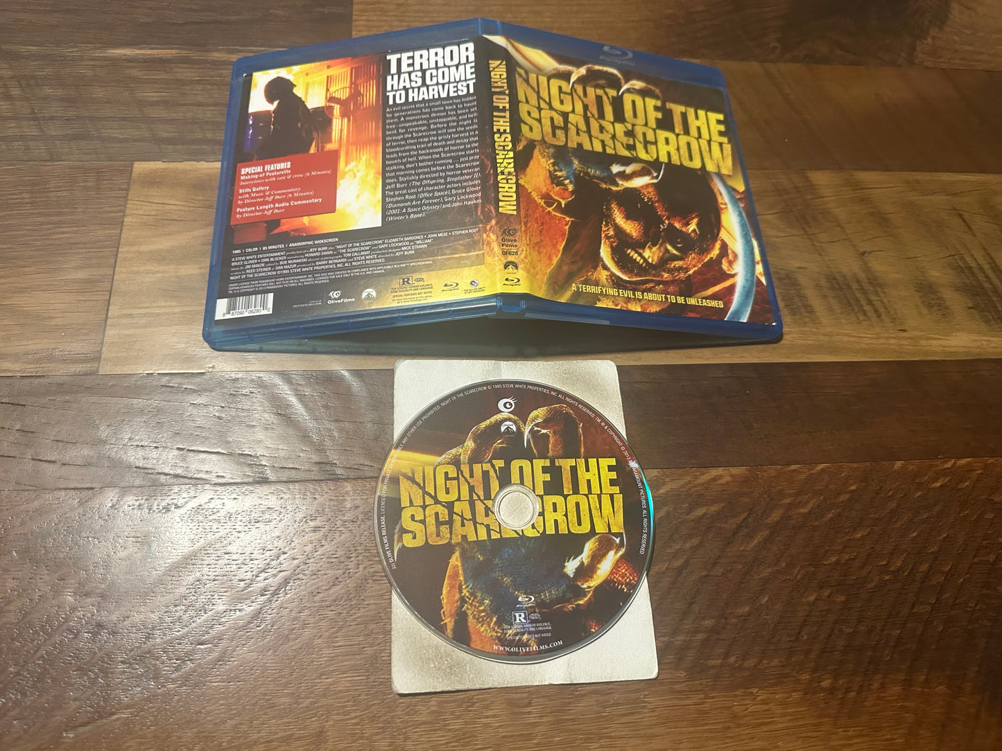Night Of The Scarecrow (Blu ray-Olive Films, 90’s Rare Horror, OOP)