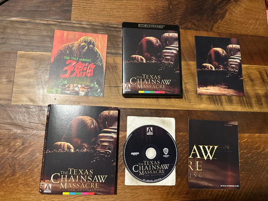 The Texas Chainsaw Massacre The Beginning (4K Ultra HD, Arrow Video, Slipcover)