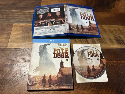 The Pale Door (Blu ray, RLJE Films, Slipcover, 2020 Modern Horror)