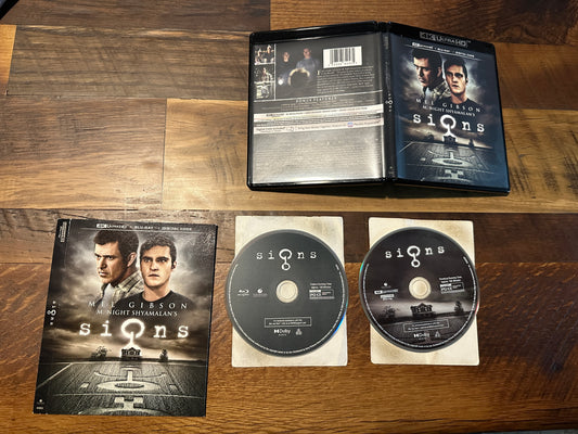 Signs 4K Ultra HD/Blu ray-Touchstone Home Ent-Slipcover-No Digital