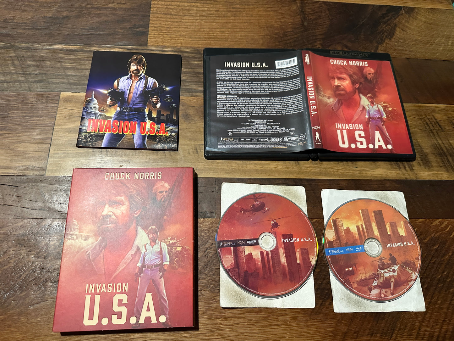 Invasion U.S.A. (4K Ultra HD, Vinegar Syndrome, Slipcover, Chuck Norris)