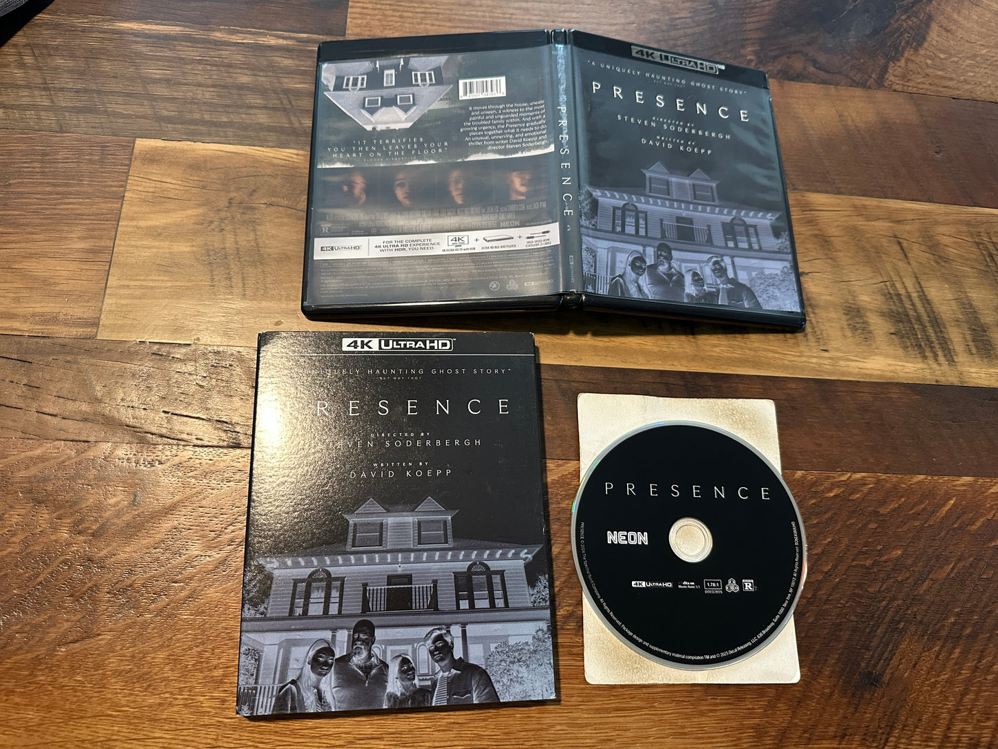 Presence (4K Ultra HD, Neon, Slipcover, Widescreen, Modern Horror)