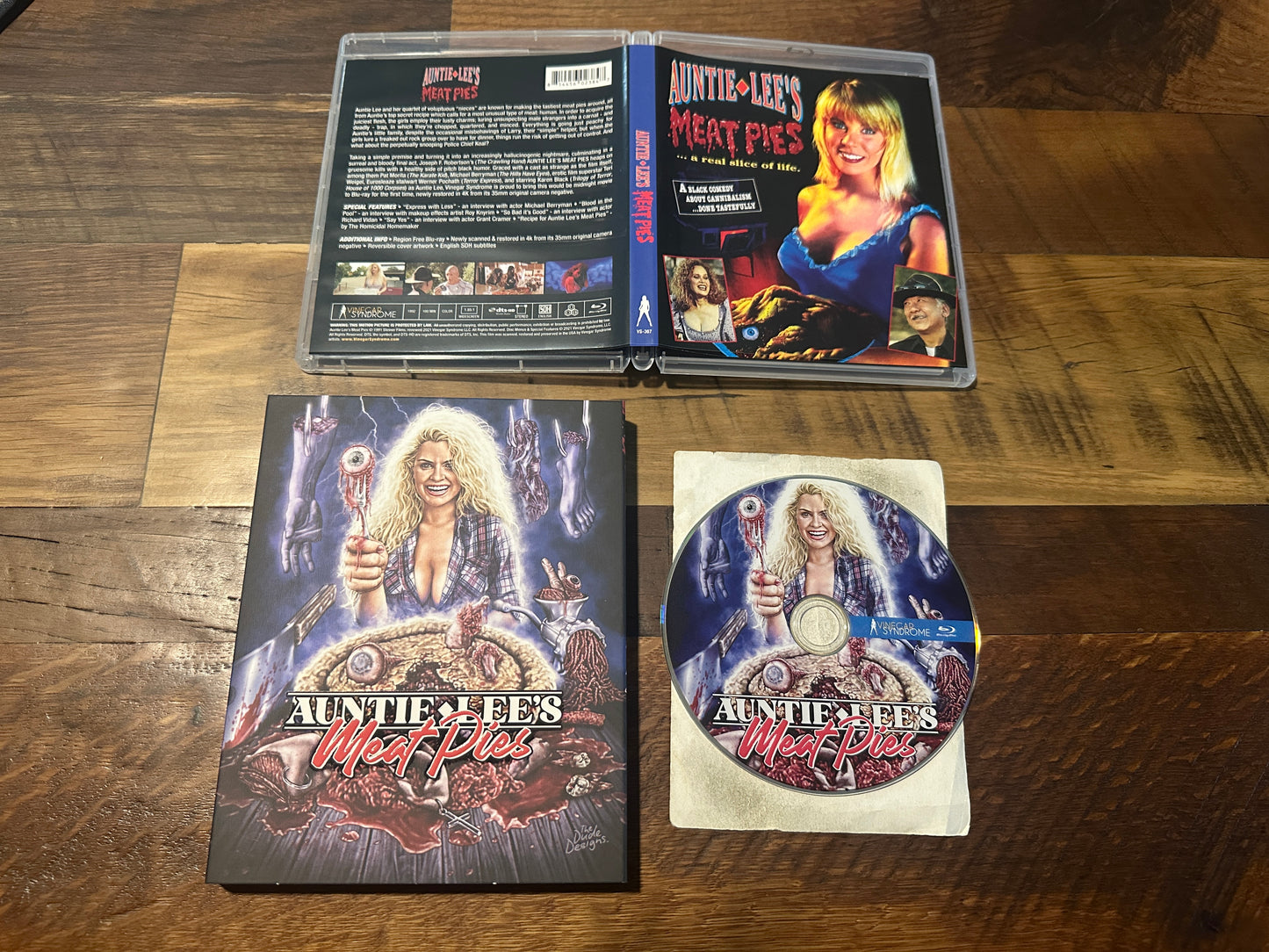 Auntie Lee’s Meat Pies (Blu ray, Vinegar Syndrome, Slipcover, 90’s Horror)