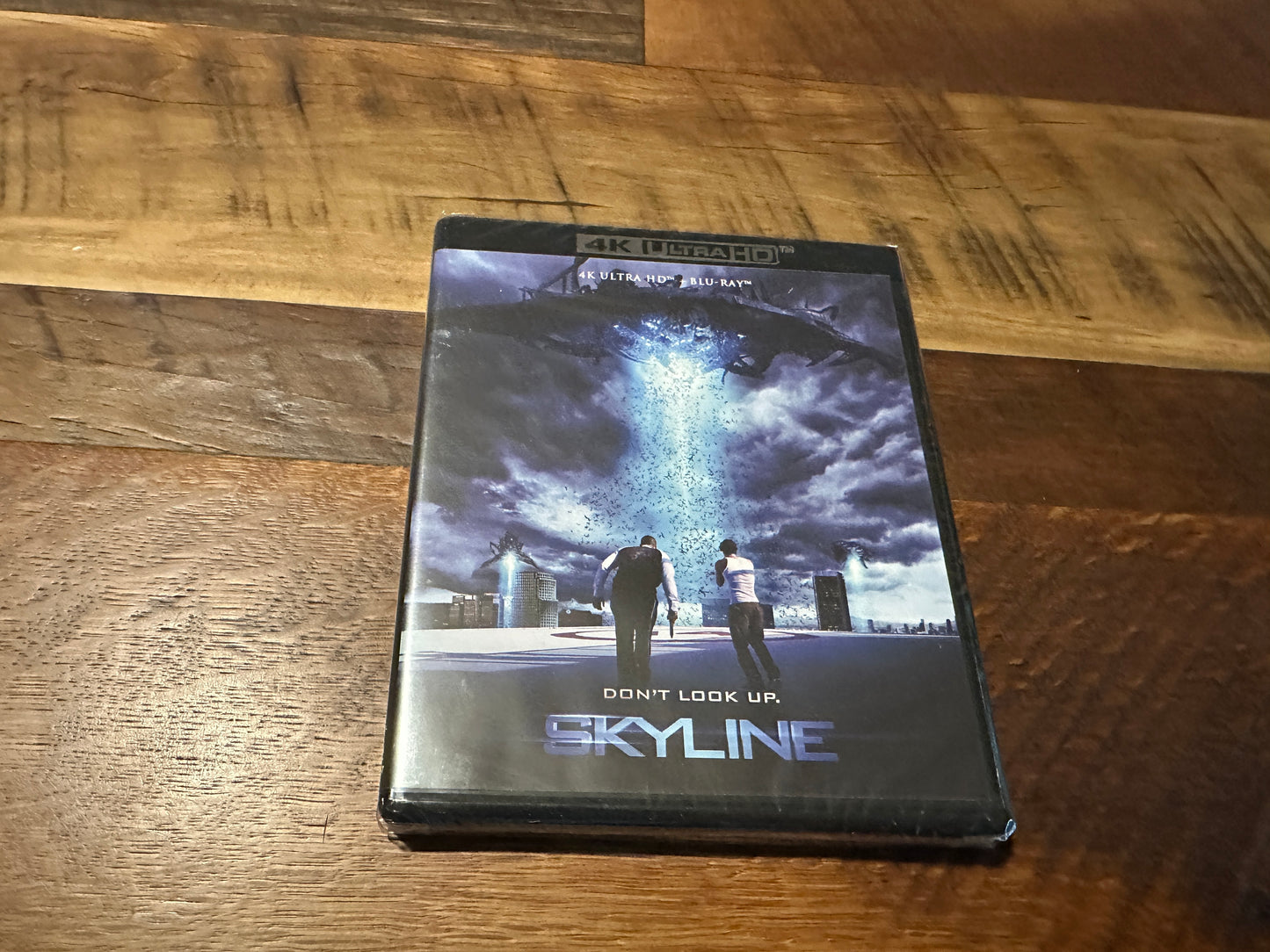Skyline (4K Ultra HD/Blu ray, Scream Factory, Widescreen, NEW/Sealed)