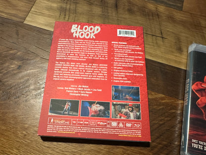 Blood Hook (Blu ray/DVD, Vinegar Syndrome, Original Slipcover, 2 Disc, NEW)