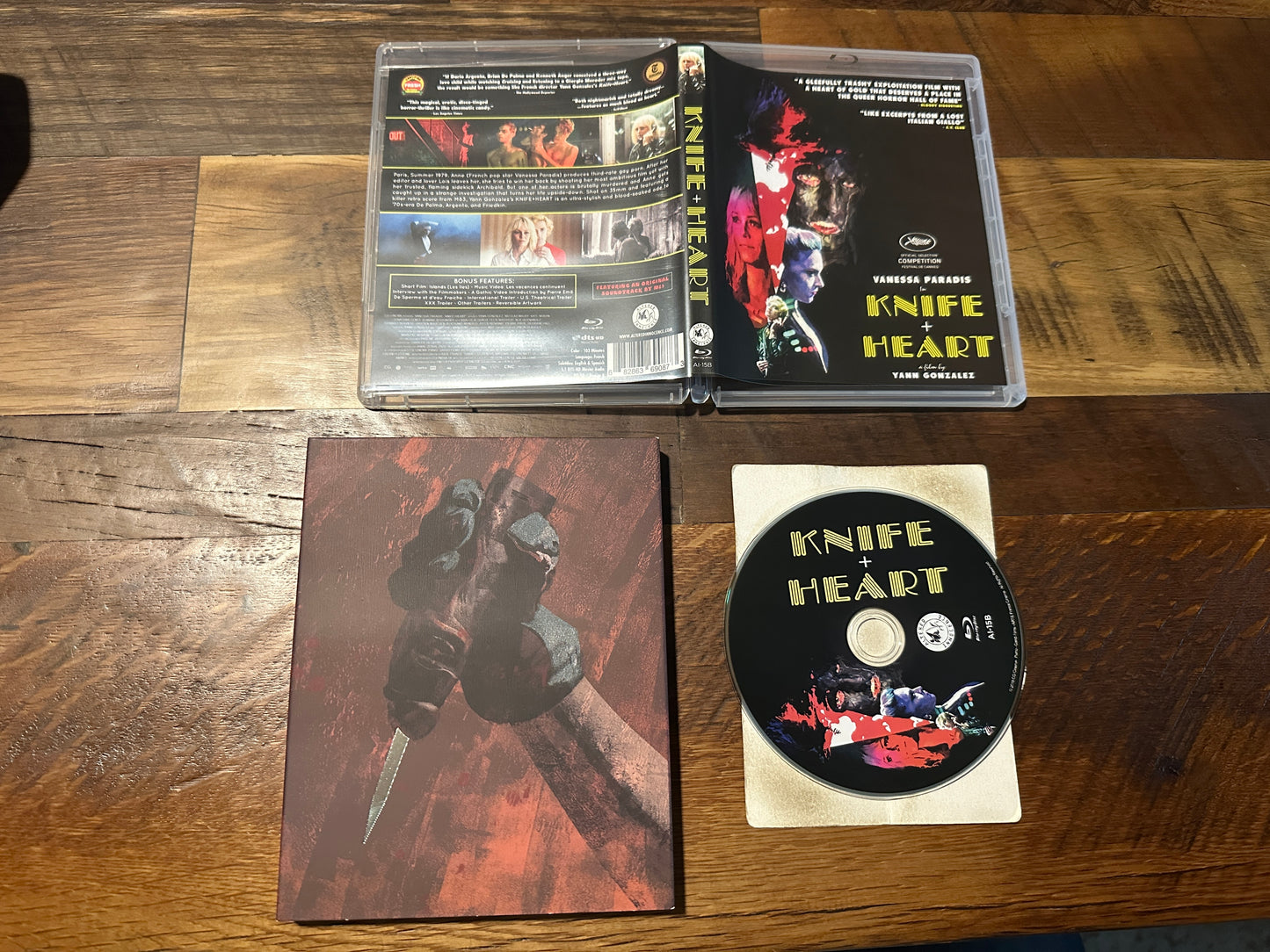 Knife + Heart Blu ray-Altered Inocenence-2018 Classic-Slipcover)