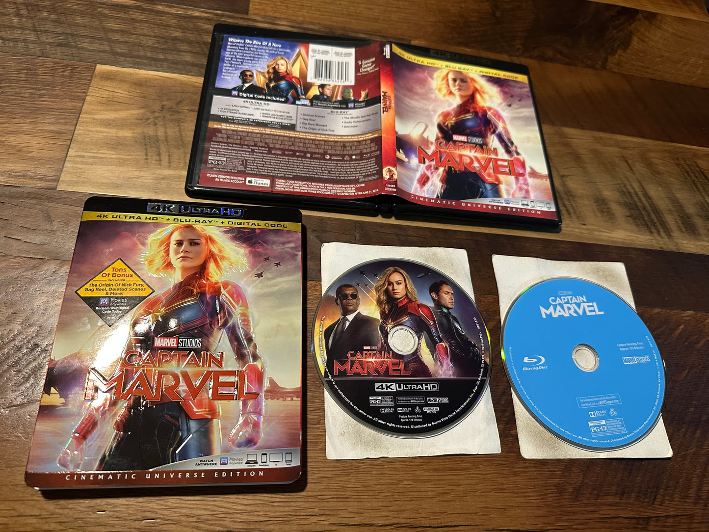 Captain Marvel 4K Ultra HD/Blu ray-Marvel-2 Disc-Widescreen-No Digital