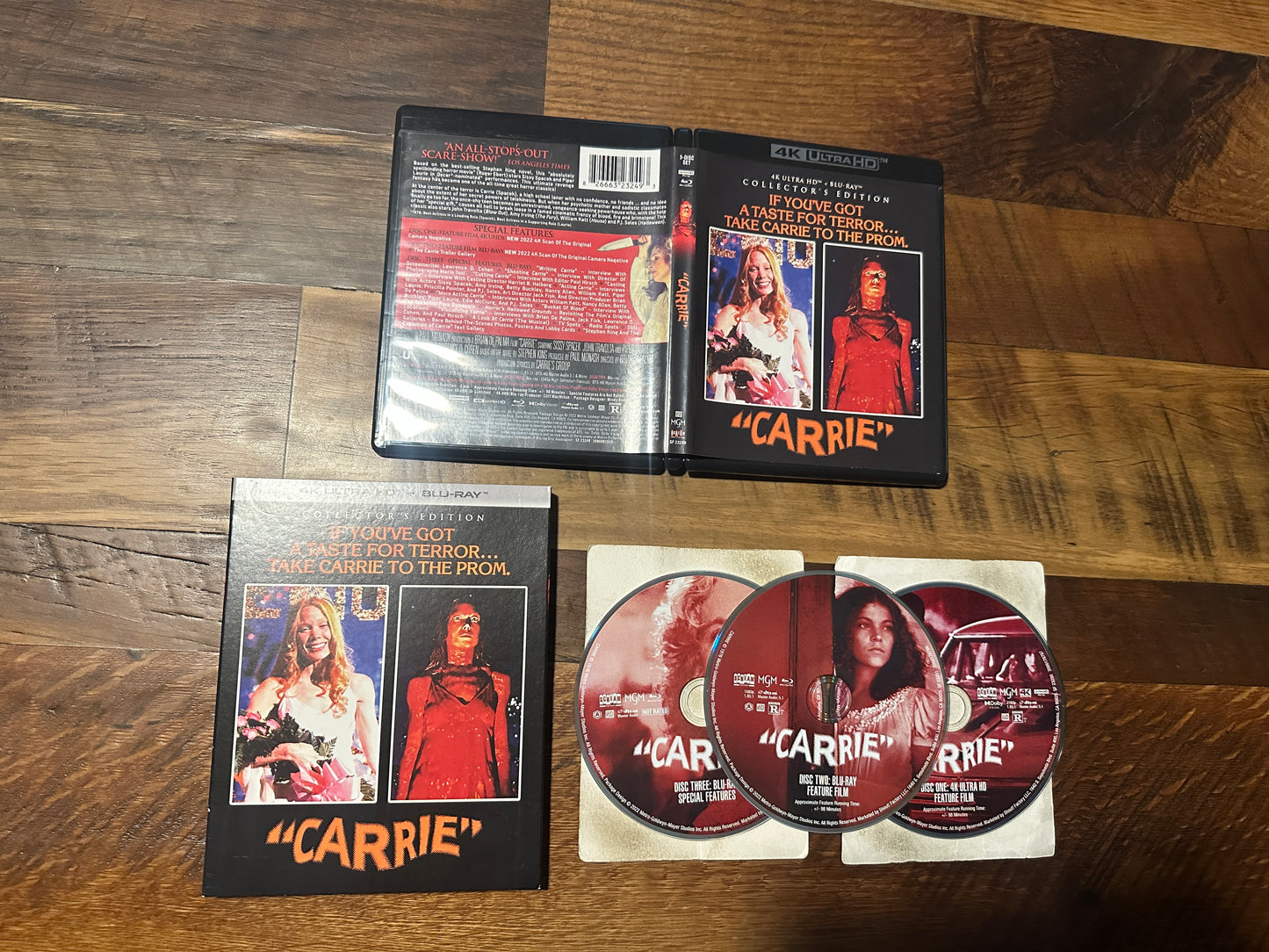 Carrie 1976 (4K Ultra HD/Blu ray, Scream Factory, Slipcover, Collector’s Ed)