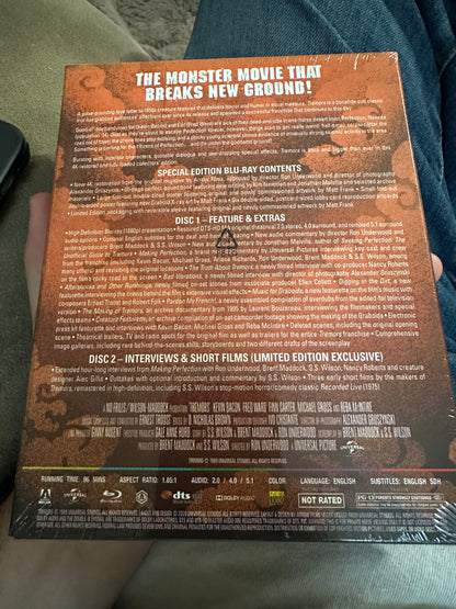 Tremors Blu ray-Arrow Video-Limited Edition-2 Disc-Poster/Booklet-NEW