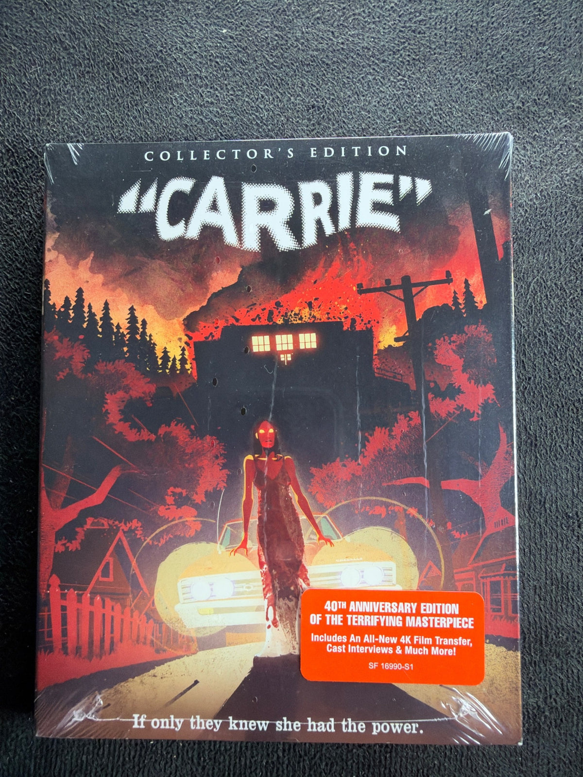 Carrie (Blu-ray, Scream Factory, Slipcover, 70's Horror Classic, NEW/Sealed)
